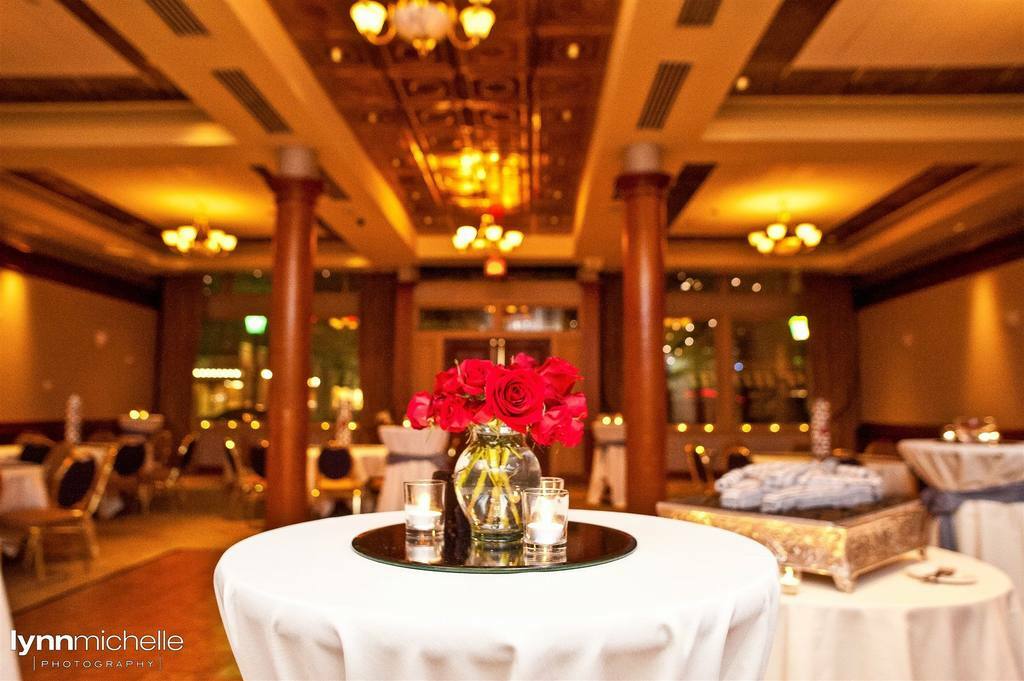 ดิ แอชตัน โฮเต็ล ฟอร์ตเวิร์ท Hotel ภายนอก รูปภาพ